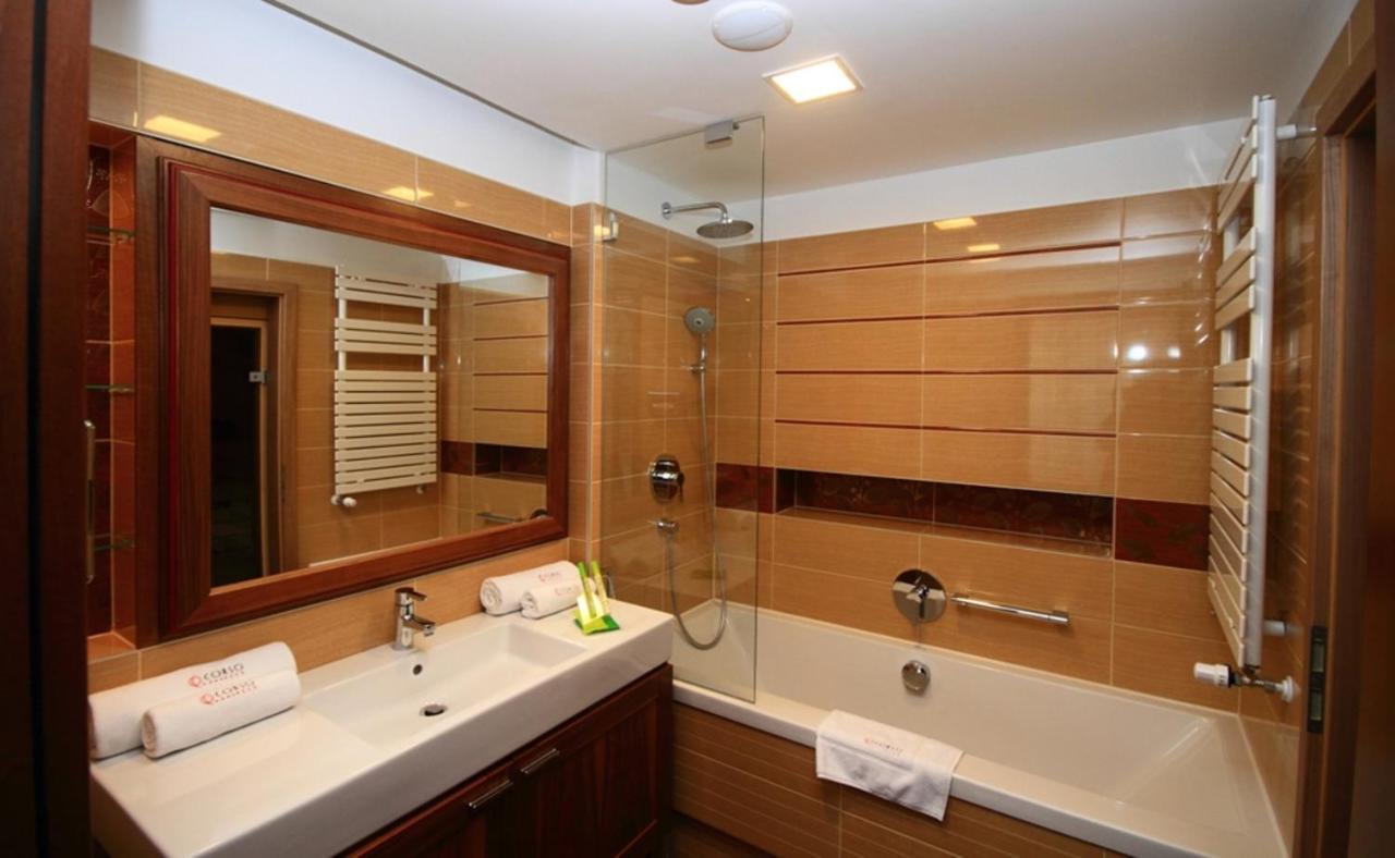 Corso Hotel Печ Экстерьер фото