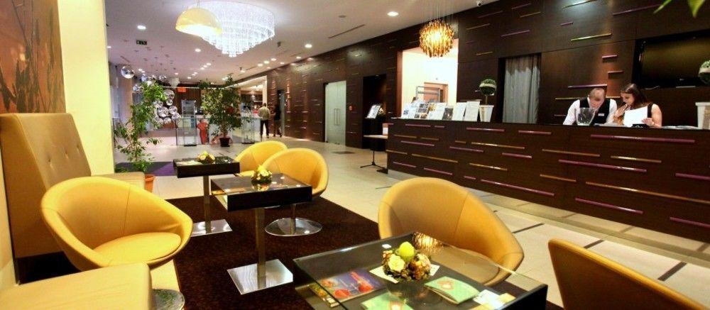 Corso Hotel Печ Экстерьер фото