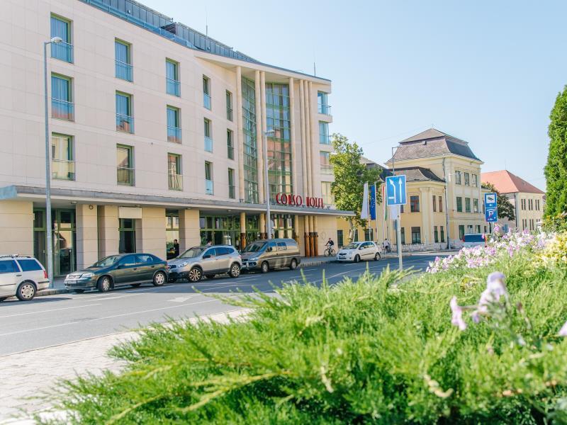 Corso Hotel Печ Экстерьер фото