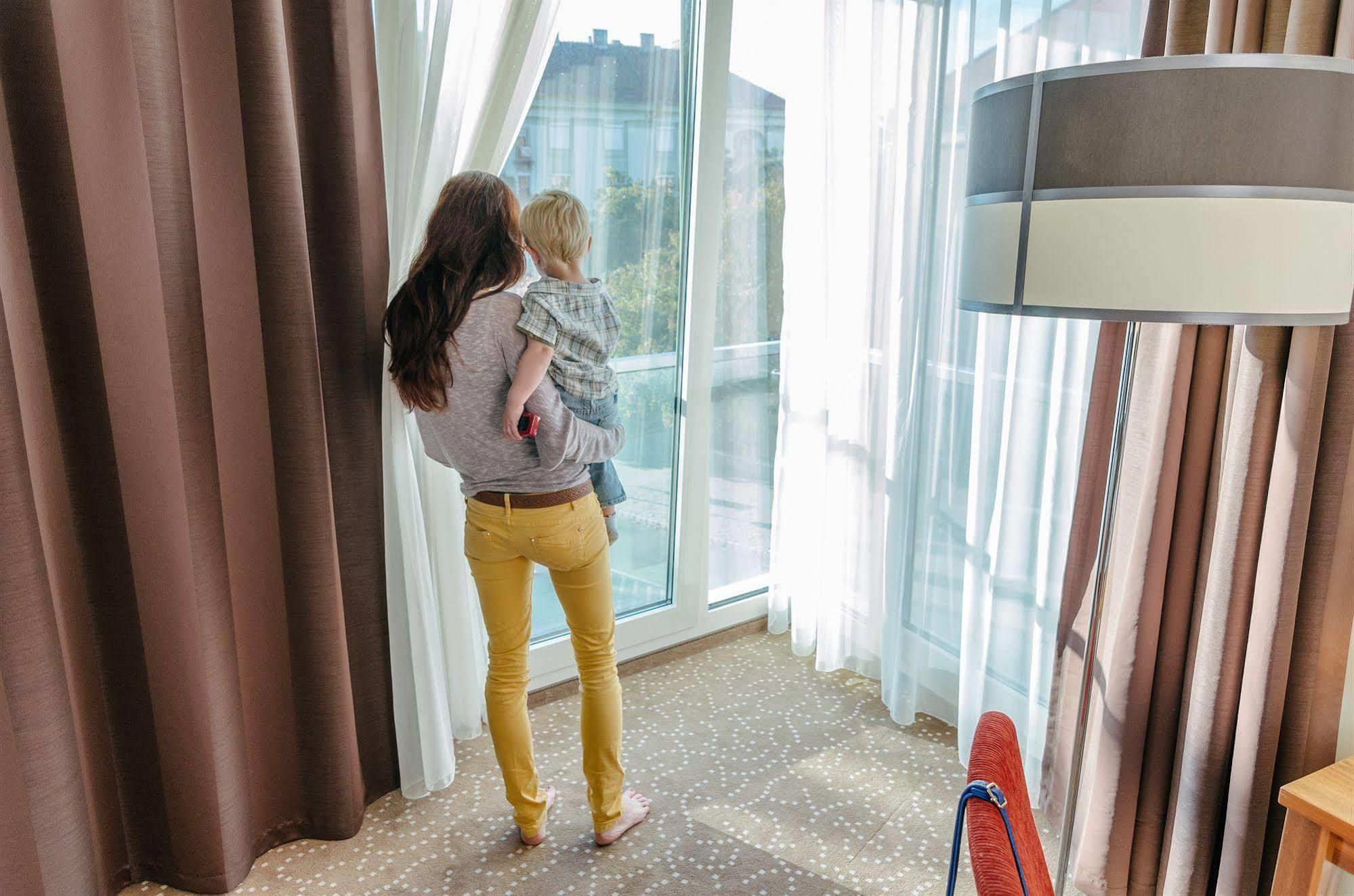 Corso Hotel Печ Экстерьер фото
