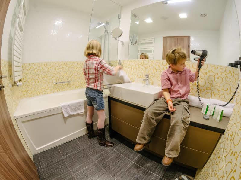 Corso Hotel Печ Экстерьер фото